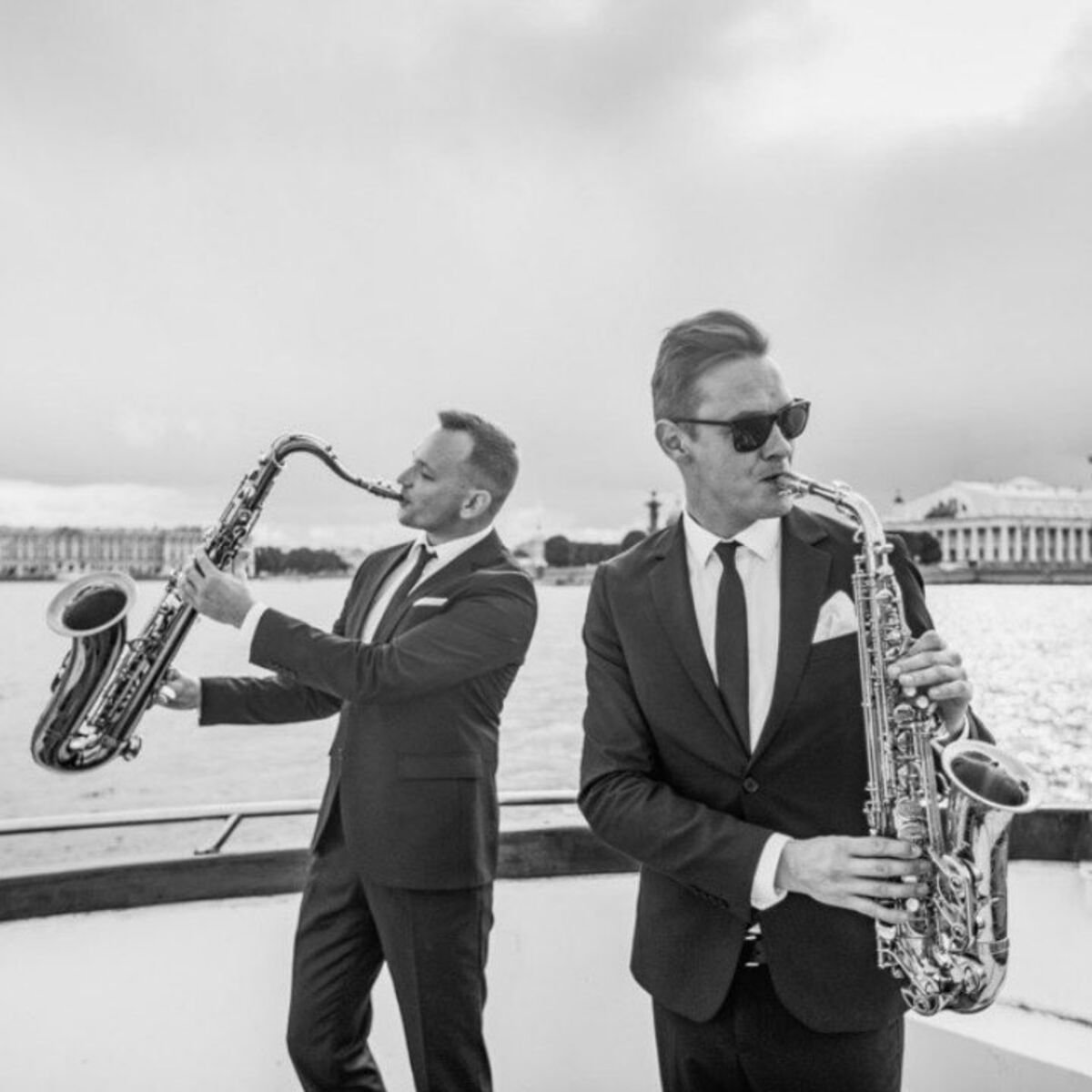 Saxophonisten Alex & Nikita